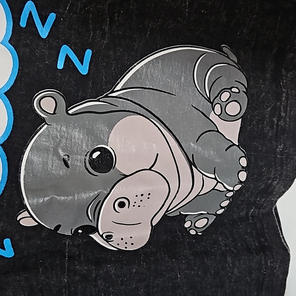 Moo Deng Tee OS - Picture 3 of 9